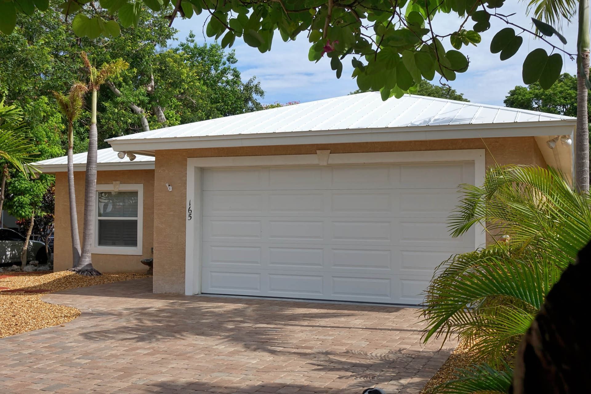Orchid Street, Tavernier — image 8