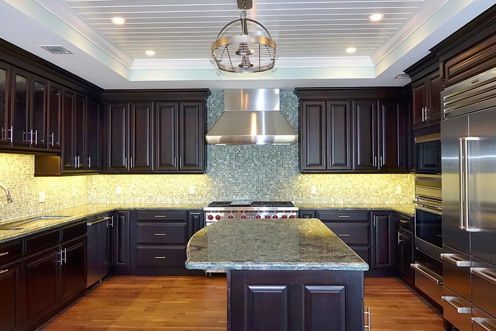 109 Valencia three-story waterfront residence